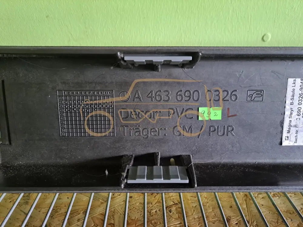 Mercedes-Benz G-Class W463 Interior b-pillar left black