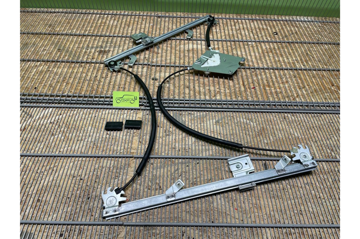 Mercedes-Benz G-Class W463 NEW Front Left Window Regulator