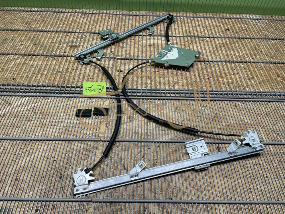Mercedes-Benz G-Class W463 NEW Front Left Window Regulator