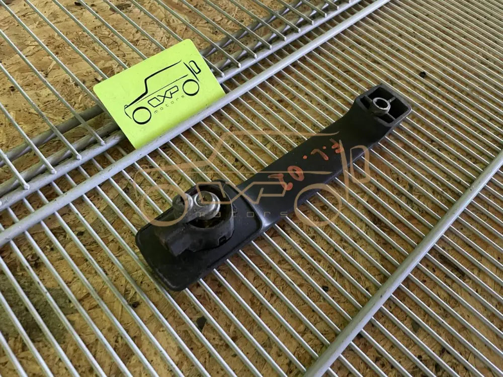 Mercedes-Benz G-Class W463 Outside Door Handle Front Left