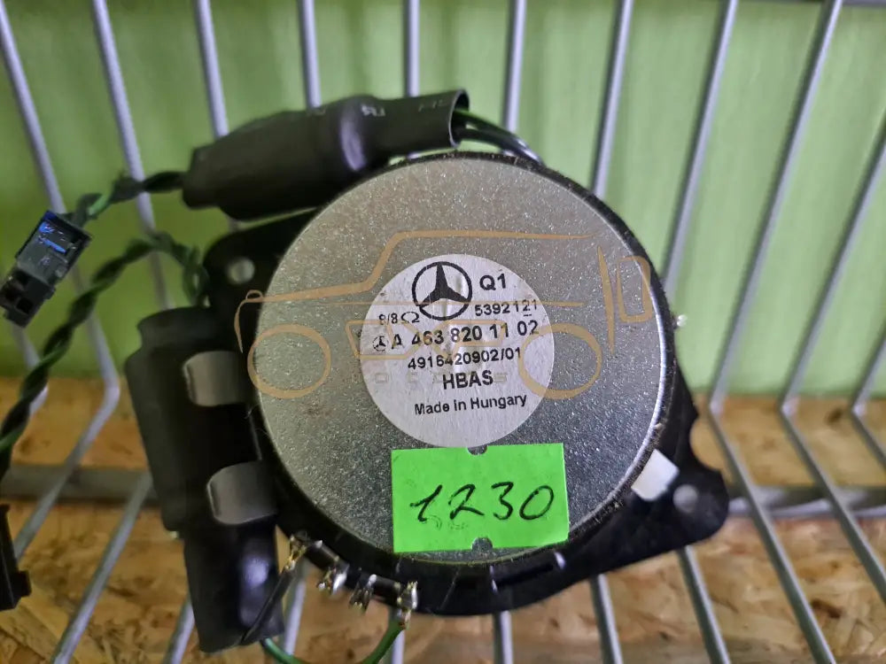 Mercedes-Benz G-Class W463 Panel speaker 8Ω