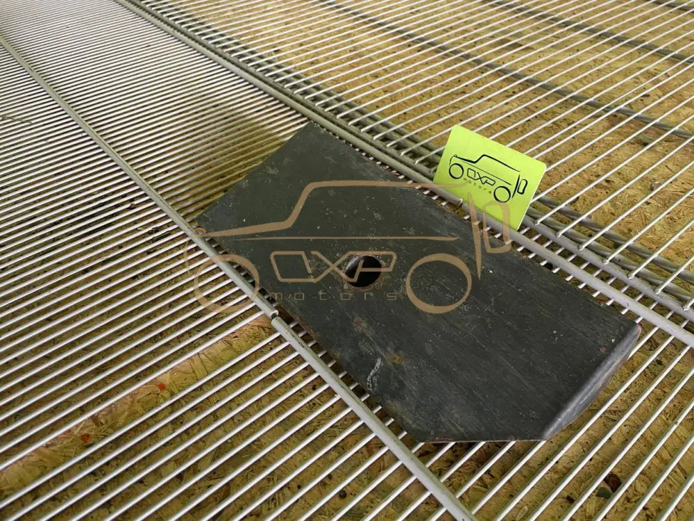 Mercedes-Benz G-Class W463 Protection of blocking vacuum valves