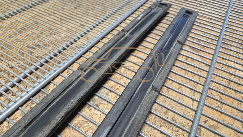 Mercedes-Benz G-Class W463 Rear Fender Mouldings
