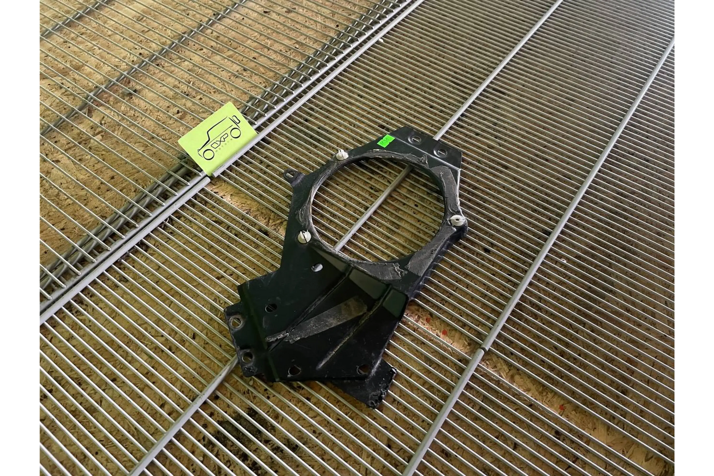 Mercedes-Benz G-Class W463 Rear Left Speaker Bracket