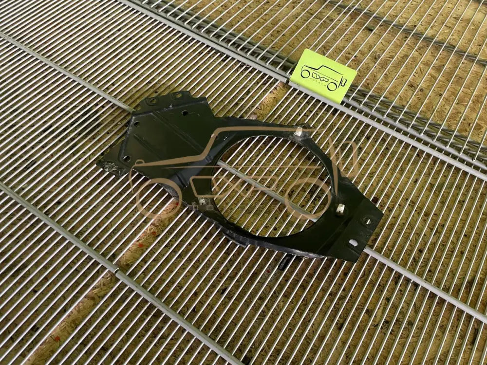 Mercedes-Benz G-Class W463 Rear Right Speaker Bracket