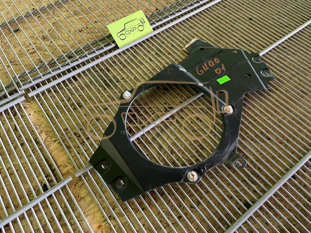 Mercedes-Benz G-Class W463 Rear Right Speaker Bracket