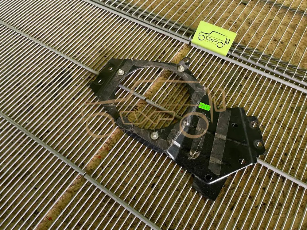 Mercedes-Benz G-Class W463 Rear Right Speaker Bracket