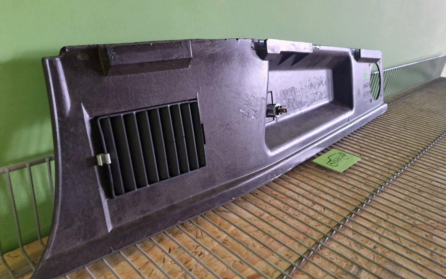 Mercedes-Benz G-class W463 Rear right trim cover D-Pillar