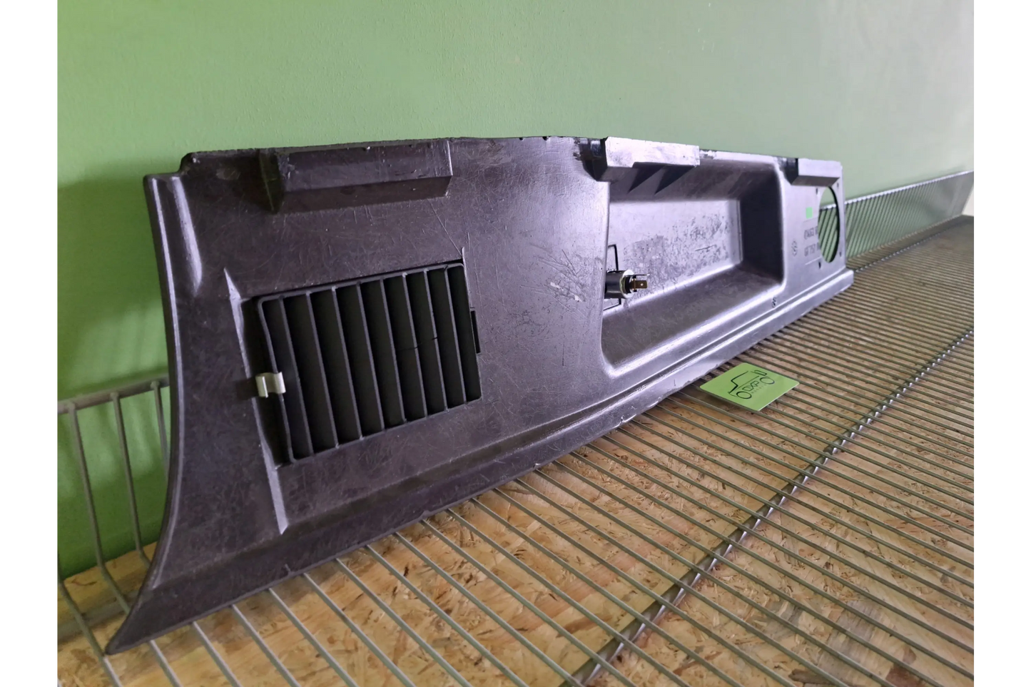 Mercedes-Benz G-class W463 Rear right trim cover D-Pillar