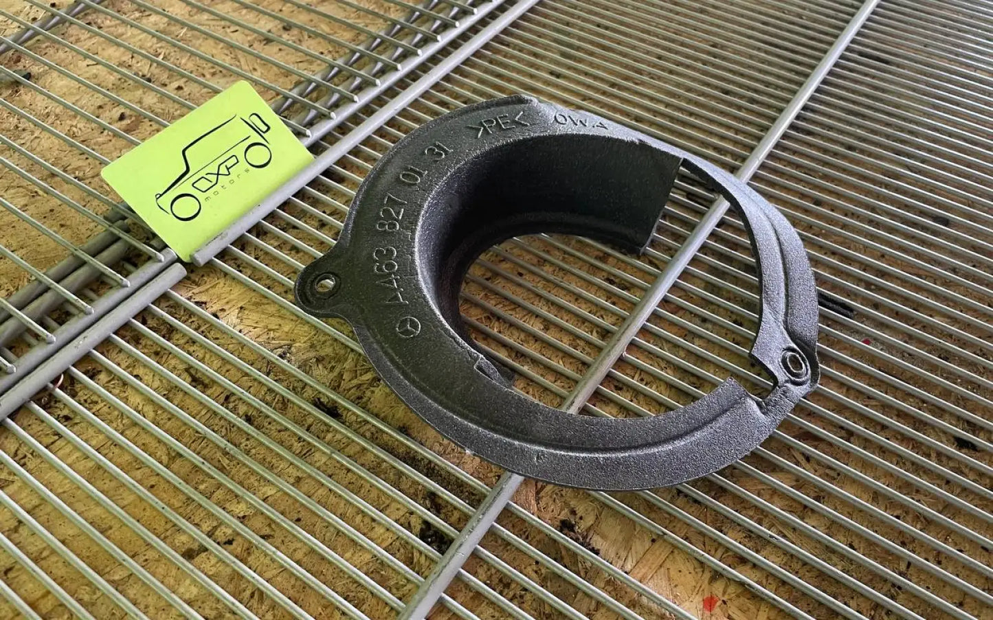 Mercedes-Benz G-Class W463 Rear Speaker Enclosure