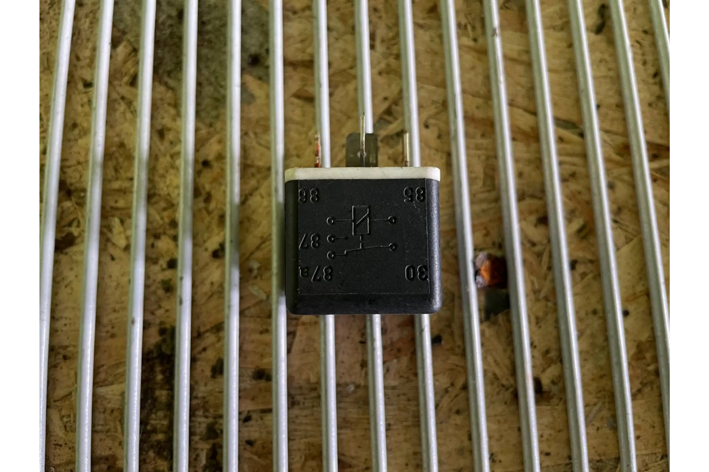 Mercedes-Benz G-Class W463 Relay