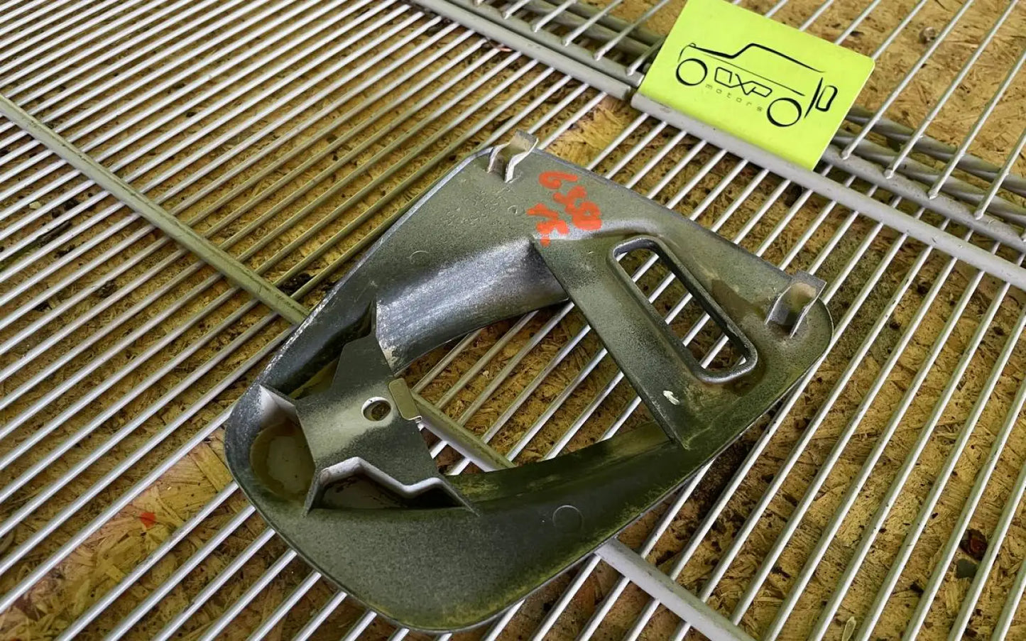 Mercedes-Benz G-Class W463 Seat Belt Cover