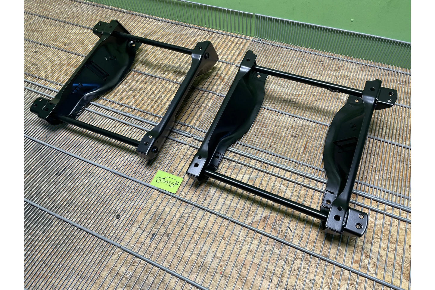 Mercedes-Benz G-Class W463 Seat Box Set