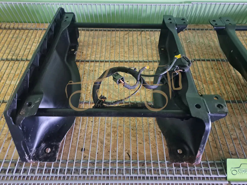 Mercedes-Benz G-Class W463 Seat box set