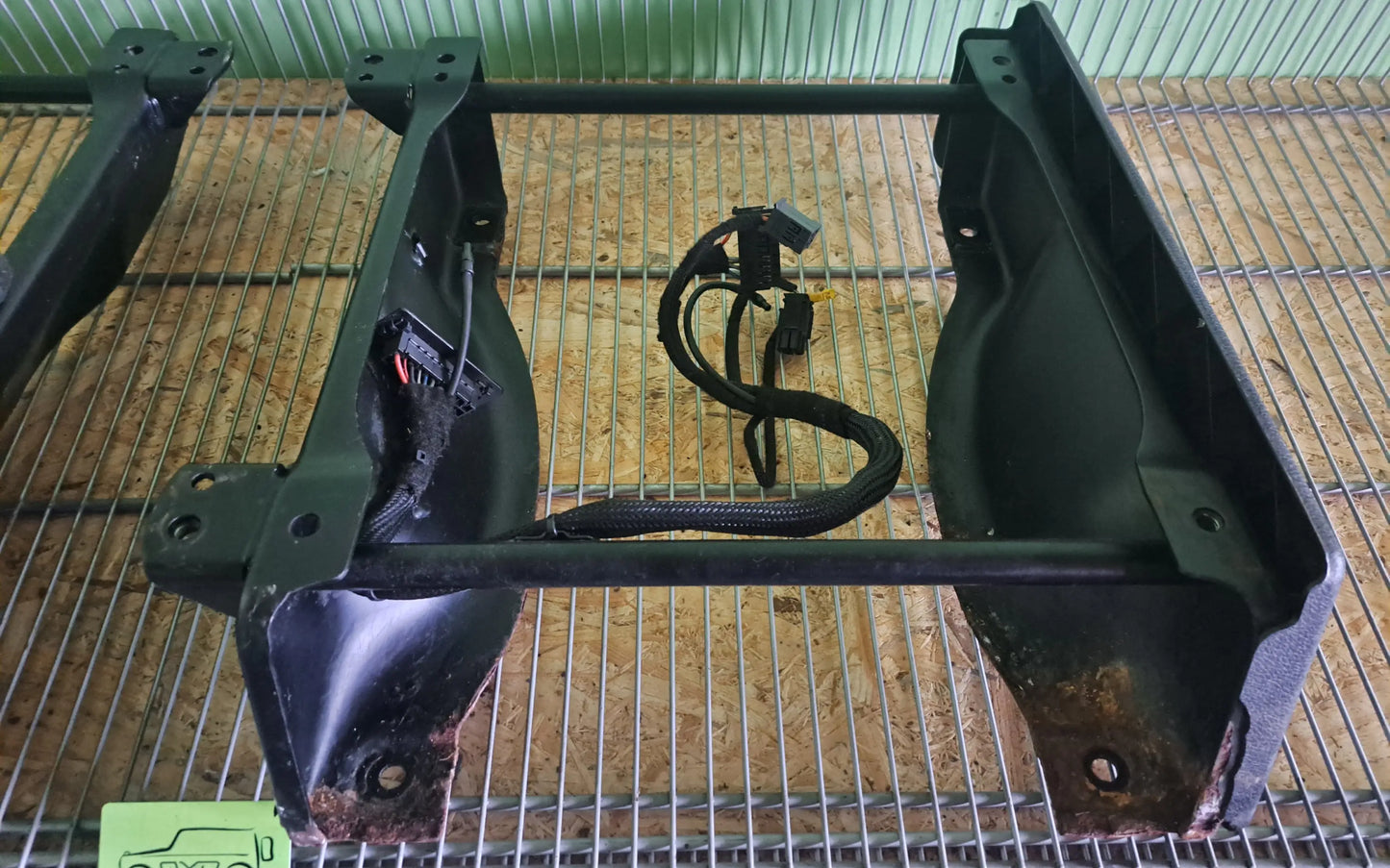 Mercedes-Benz G-Class W463 Seat box set