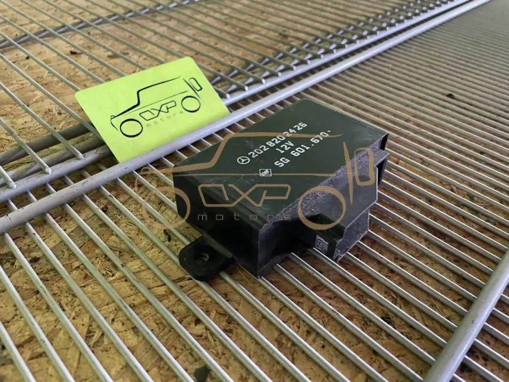 Mercedes-Benz G-Class W463 Seat Heating Control Unit