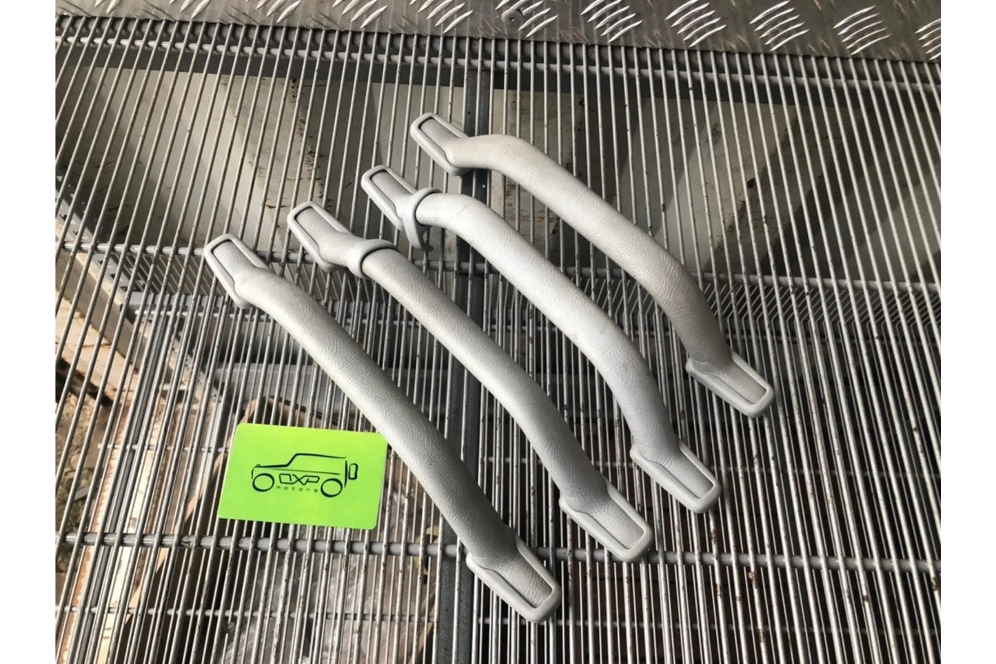 Mercedes-Benz G-Class W463 Set 4 psc roof handle