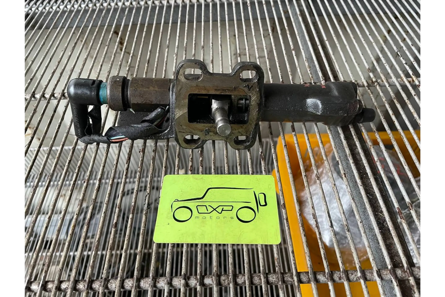 Mercedes-Benz G-Class W463 Shift Cylinder Differential