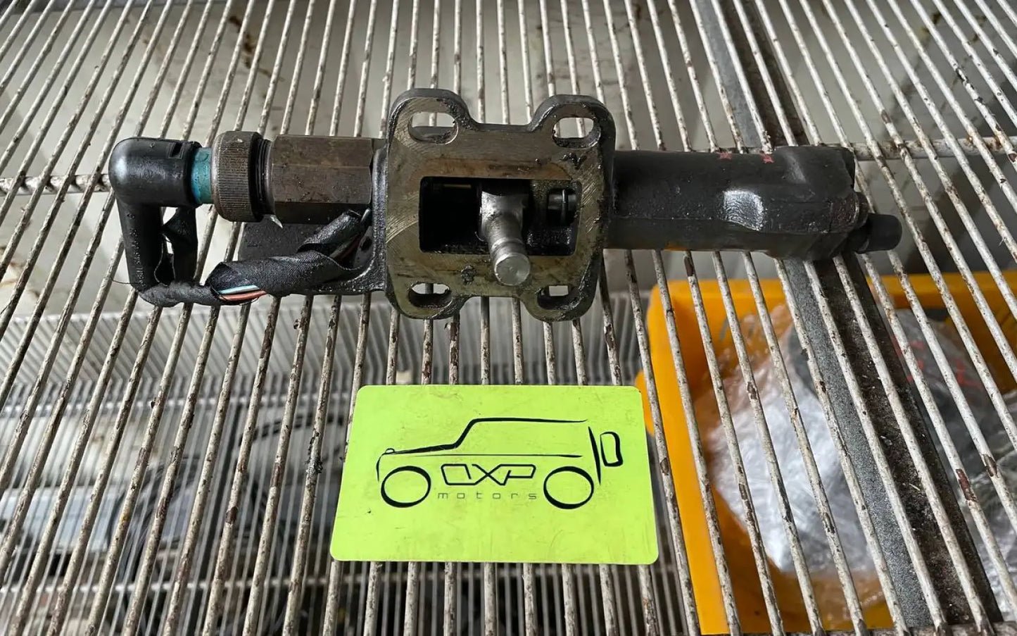 Mercedes-Benz G-Class W463 Shift Cylinder Differential