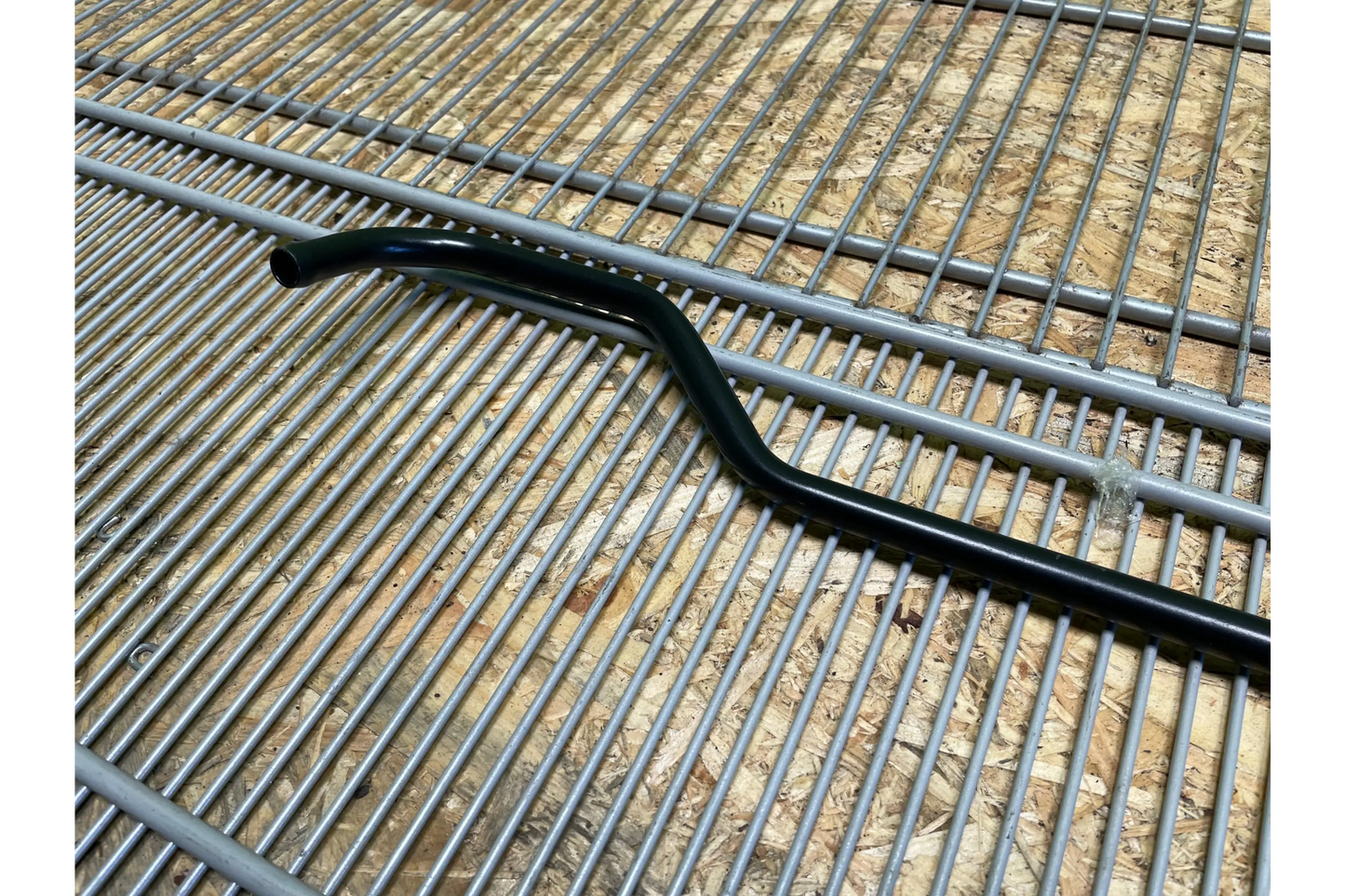Mercedes-Benz G-Class W463 Steel fuel pipe