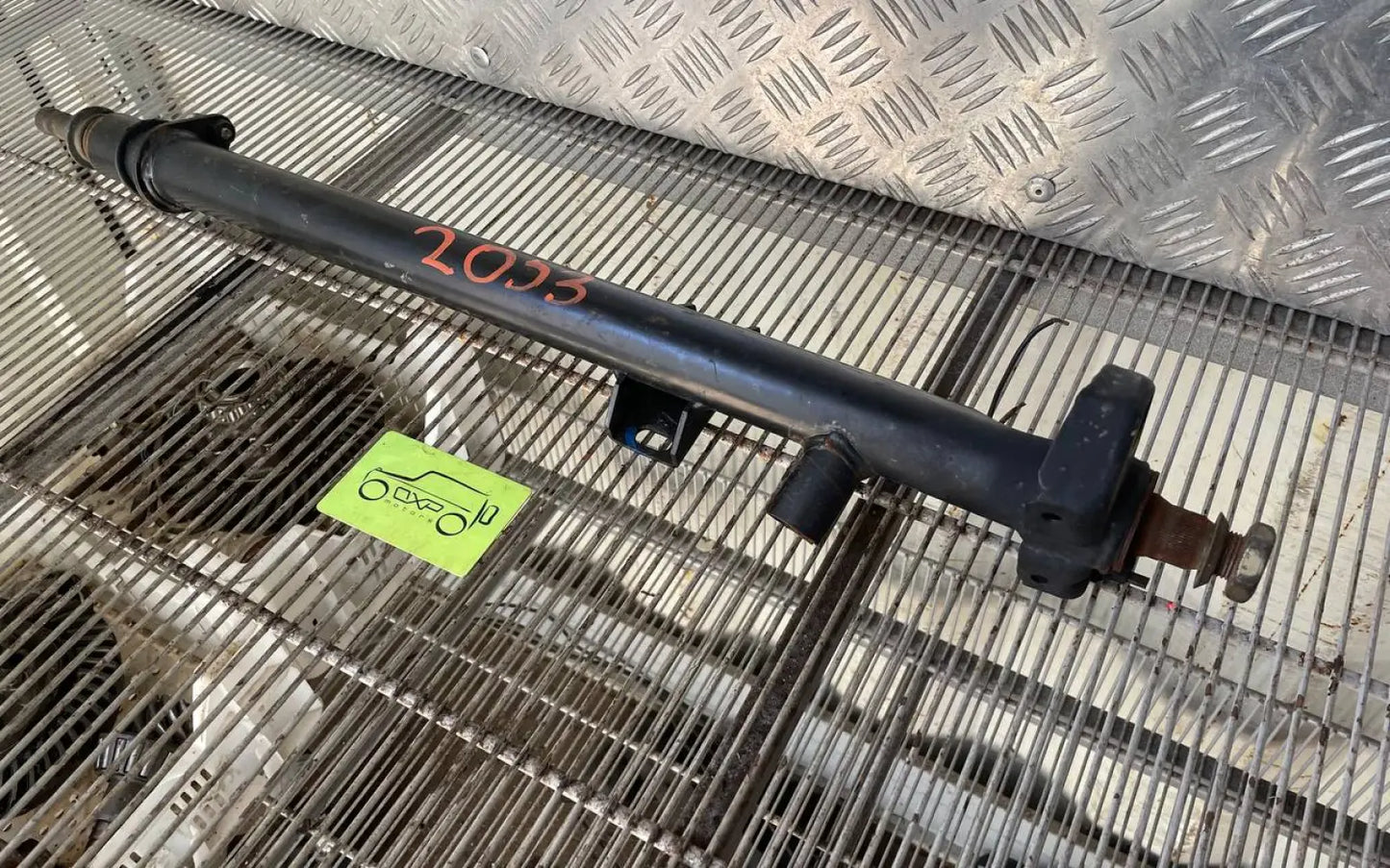 Mercedes-Benz G-Class W463 Steering column