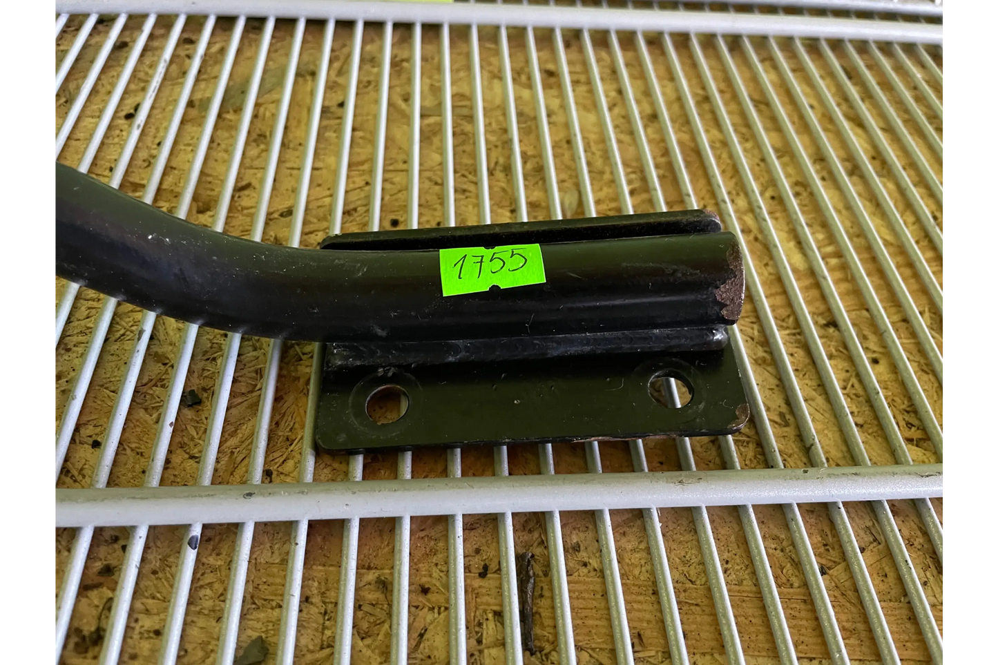 Mercedes-Benz G-Class W463 Steering Column Bracket Mount