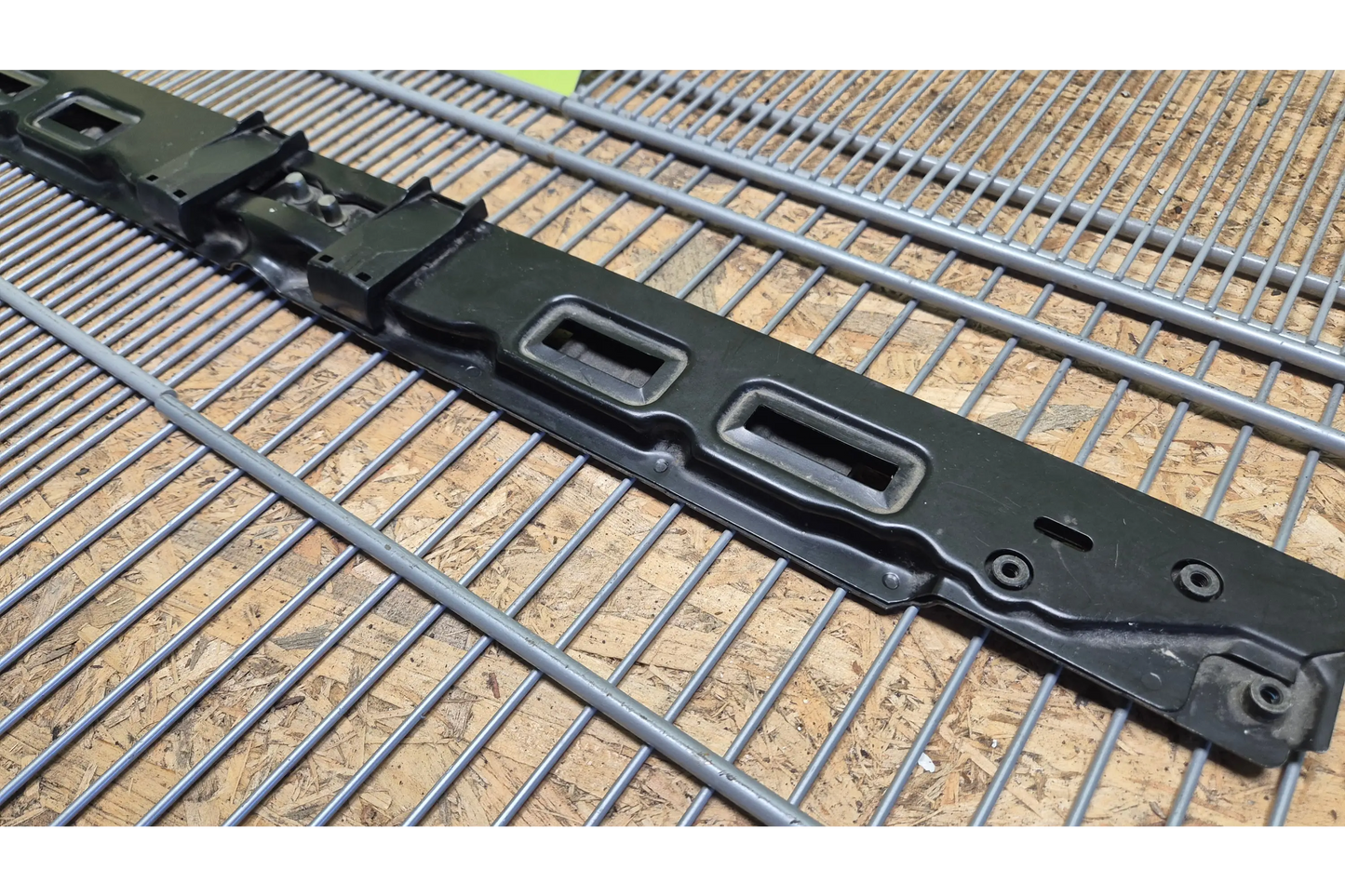 Mercedes-Benz G-Class W463 Sunroof Bridge