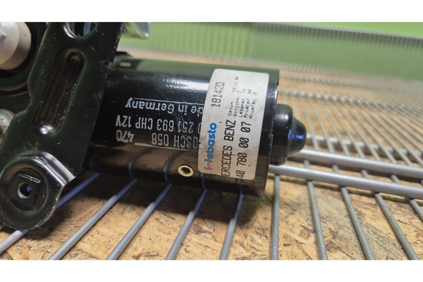 Mercedes-Benz G-Class W463 Sunroof Motor