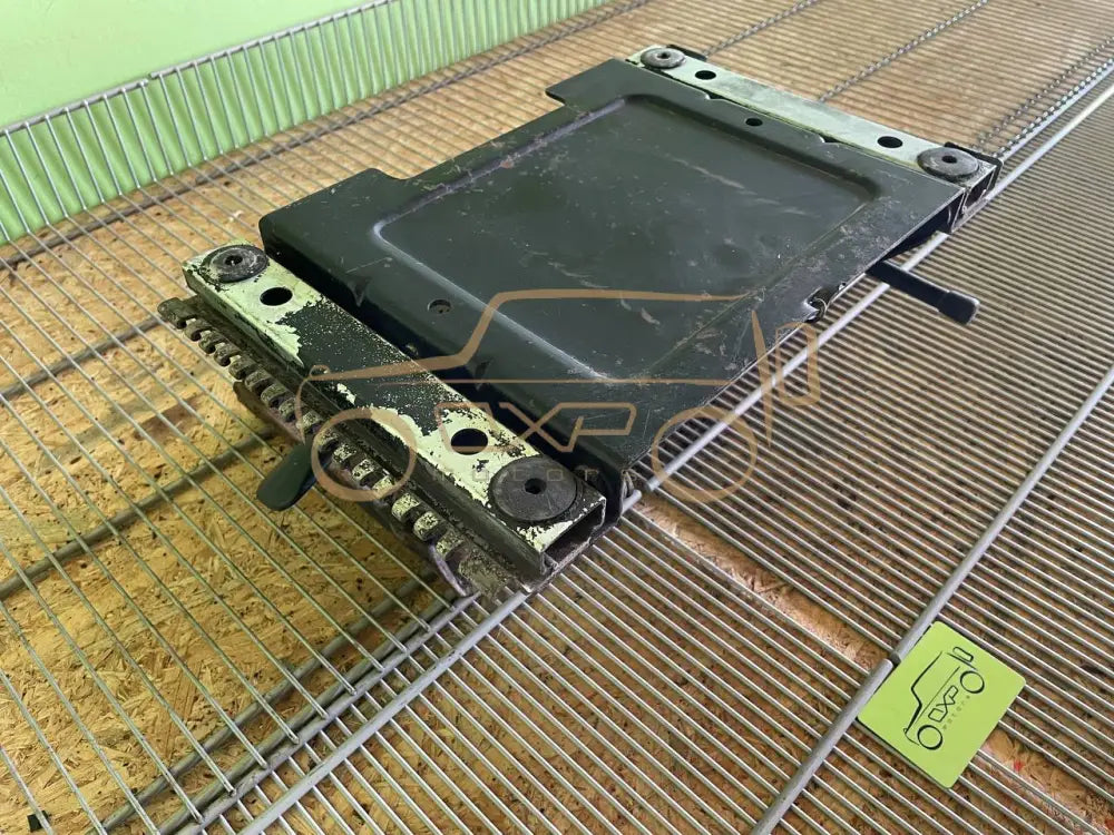 Mercedes Benz G-Class W463 SWB Right Seat Box