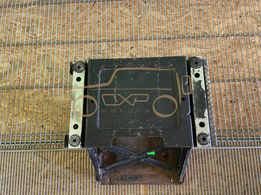 Mercedes Benz G-Class W463 SWB Right Seat Box