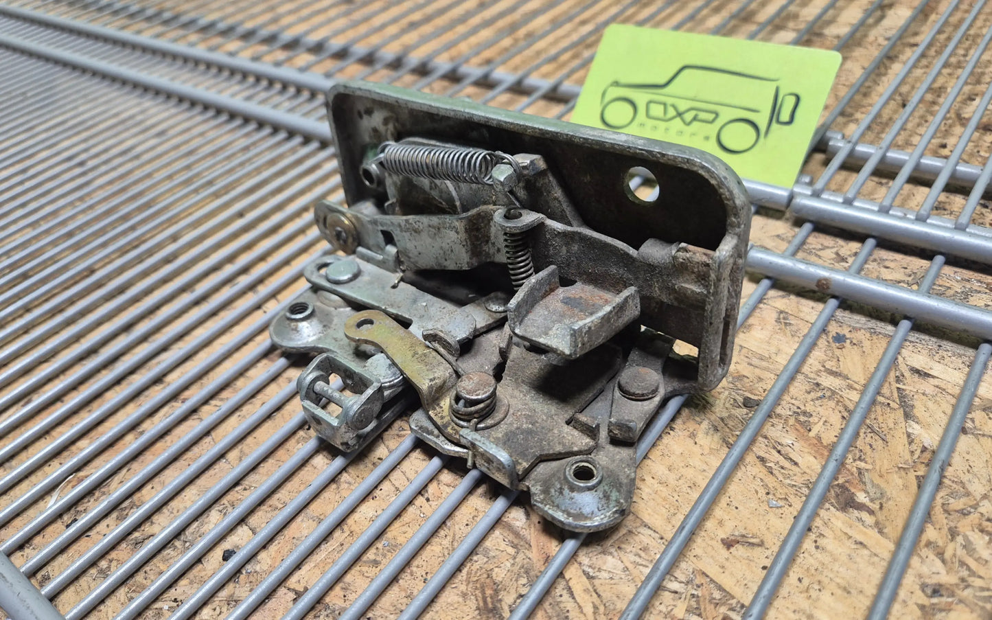 Mercedes-Benz G-Class W463 Tailgate Lock