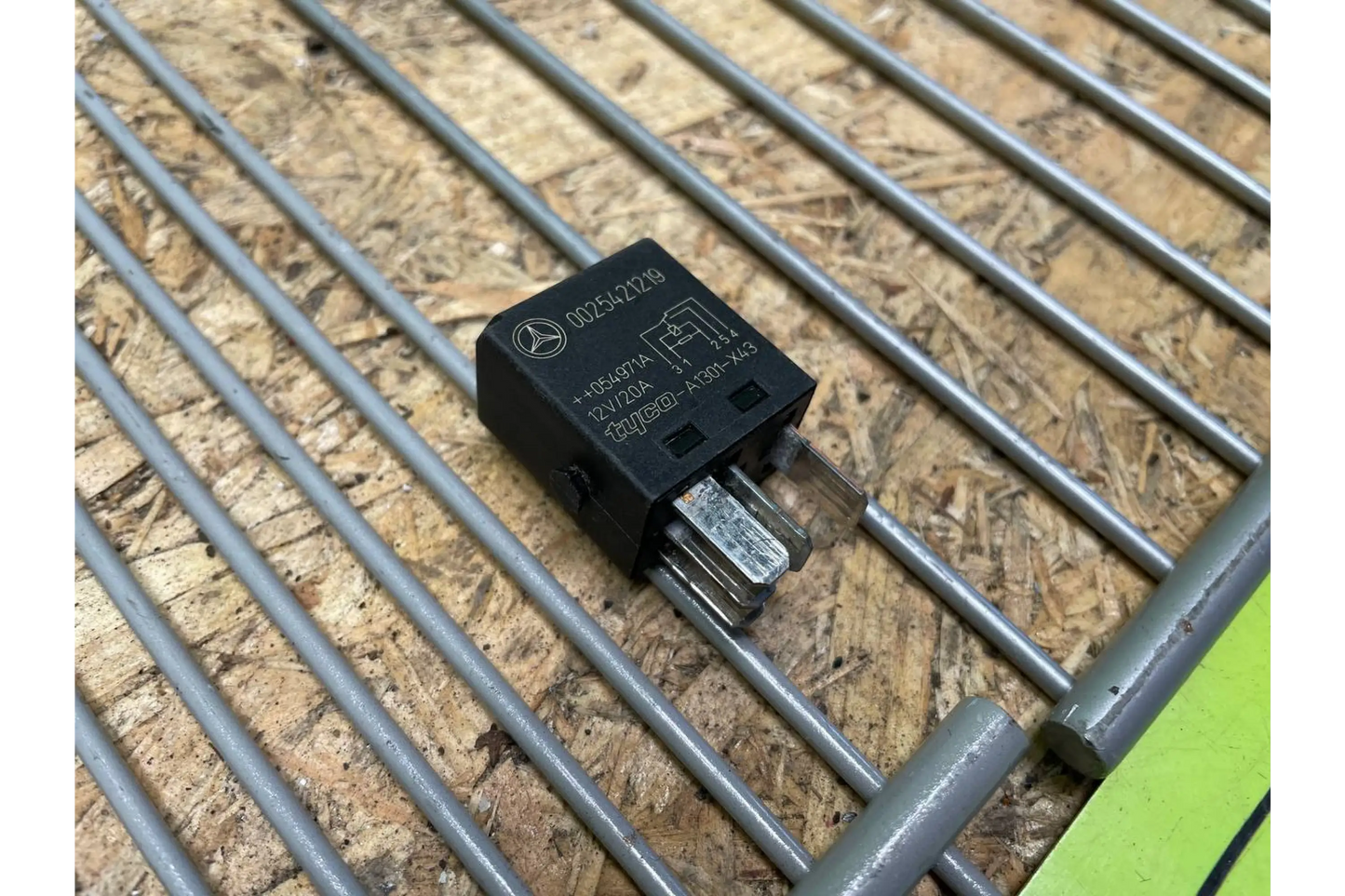 Mercedes-Benz G-Class W463 Tyco Relay