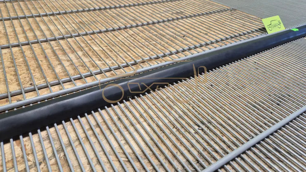 Mercedes-Benz G-Class W463 Windscreen moulding