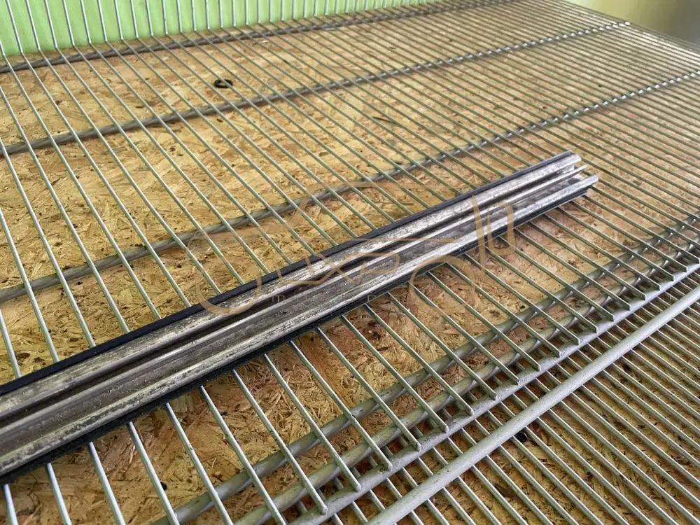 Mercedes-Benz G-Class W463 Windscreen moulding