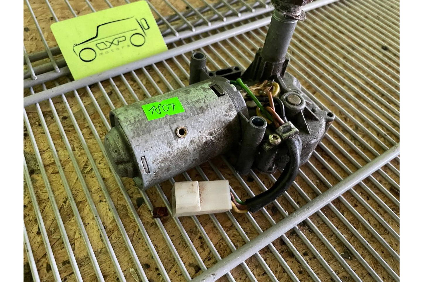 Mercedes-Benz G-Class W463 Wiper Motor Rear