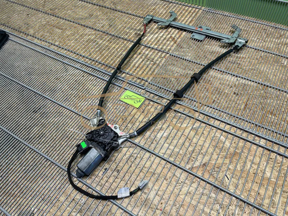 Mercedes-Benz G W463 G400 Rear Left Window Regulator