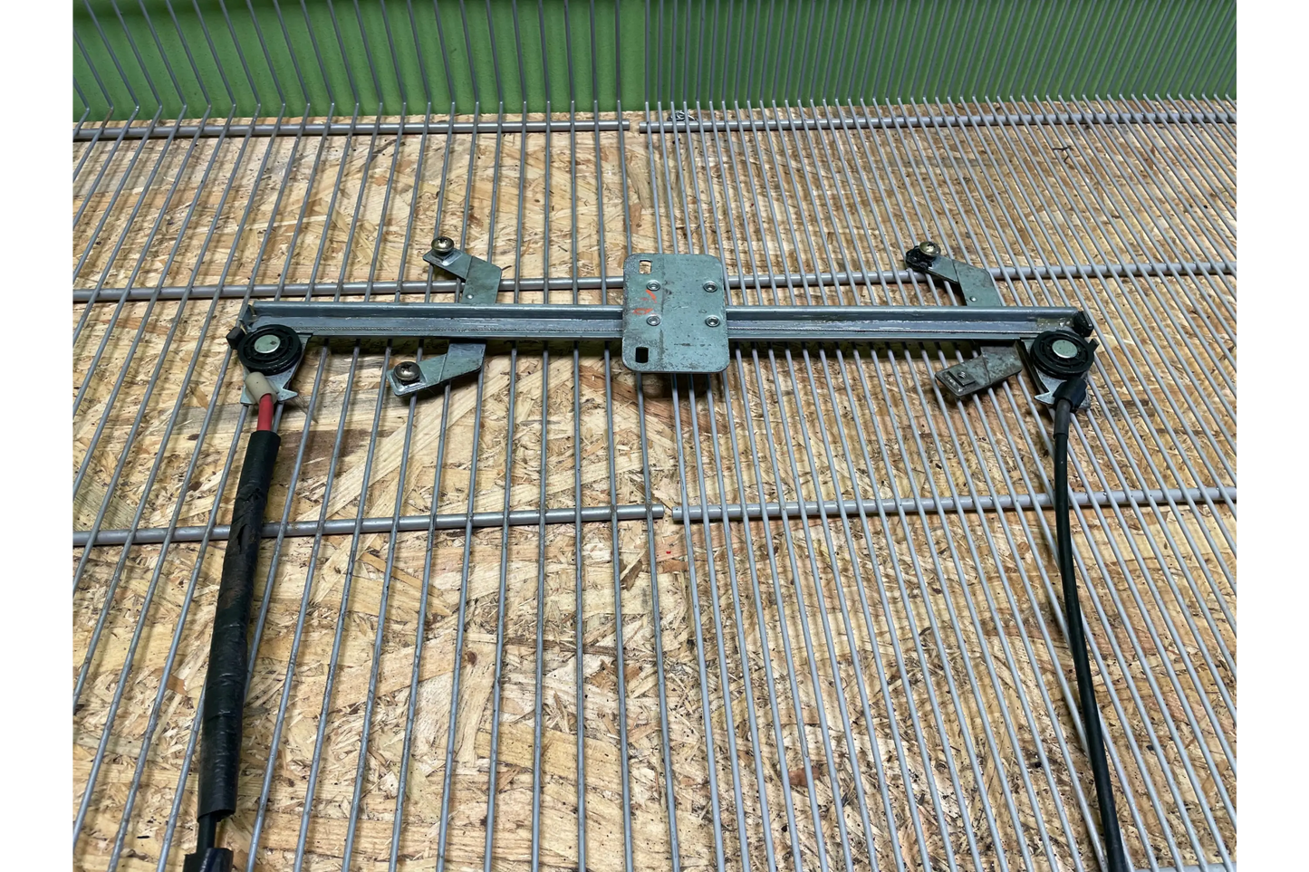 Mercedes-Benz G W463 G400 Rear Left Window Regulator
