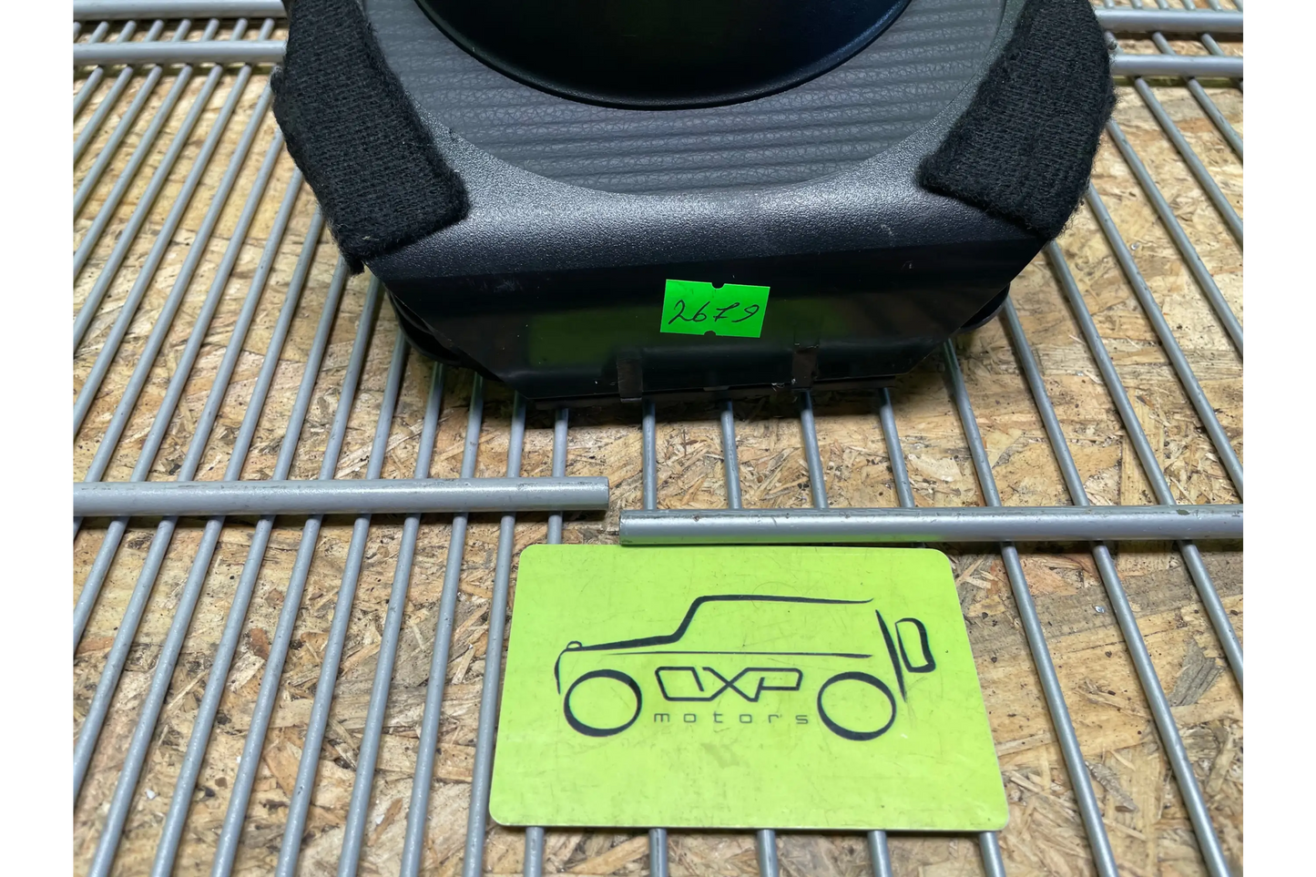 Mercedes-Benz G W463 Steering wheel column trim