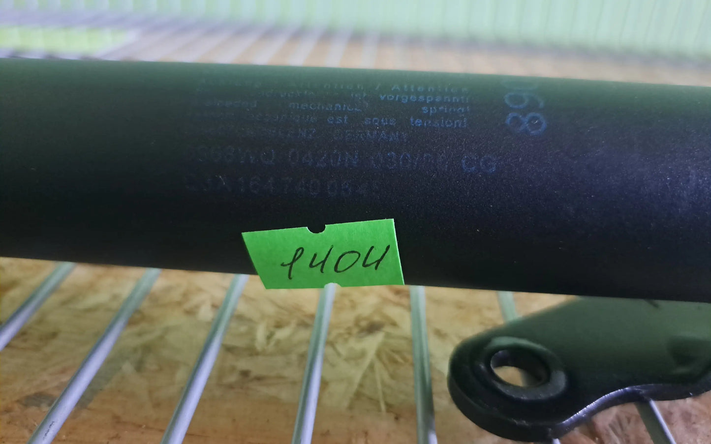 Mercedes-Benz GL-Class 07-12 Trunk tailgate side shock absorbers