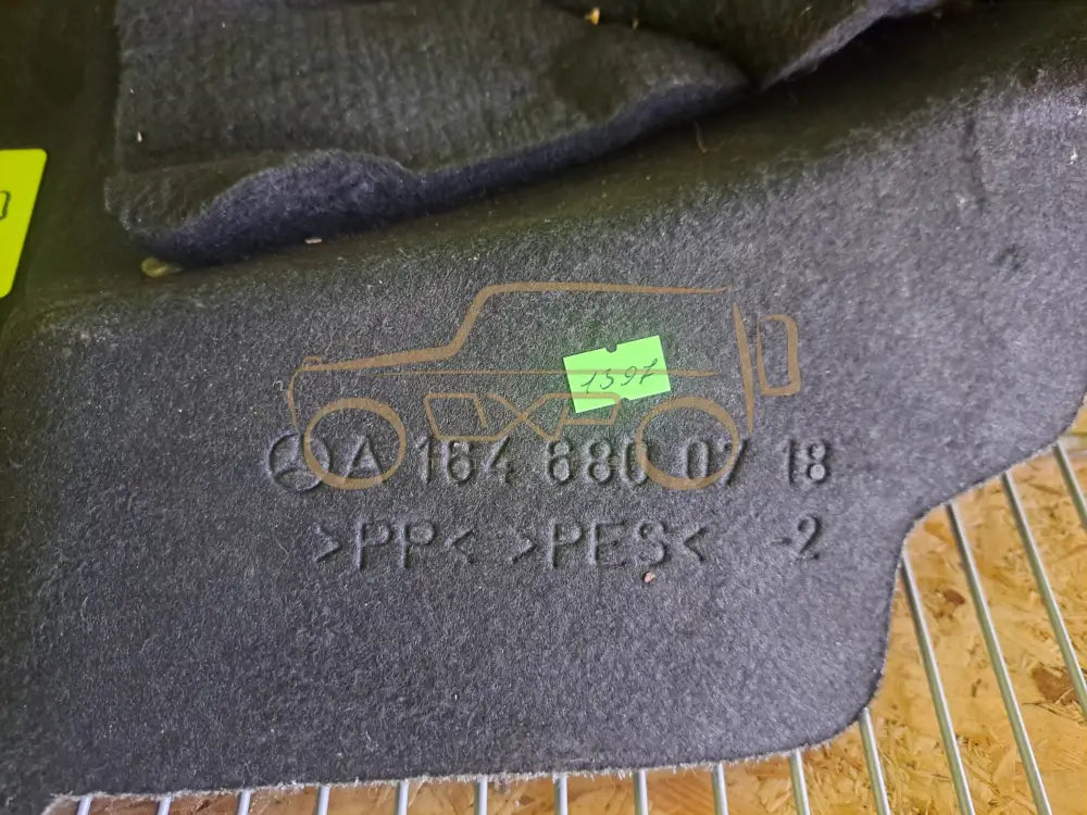 Mercedes-Benz GL-Class W164 Floor carpet