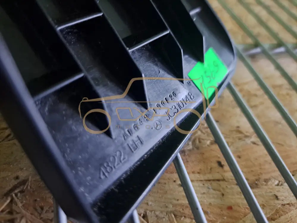 Mercedes-Benz GL-Class W164 Front left track cover