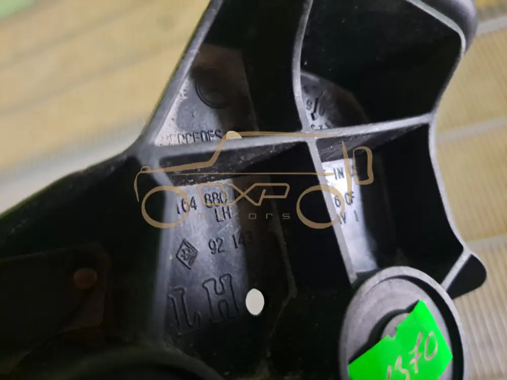 Mercedes-Benz GL-Class W164 Rear bumper bar bracket