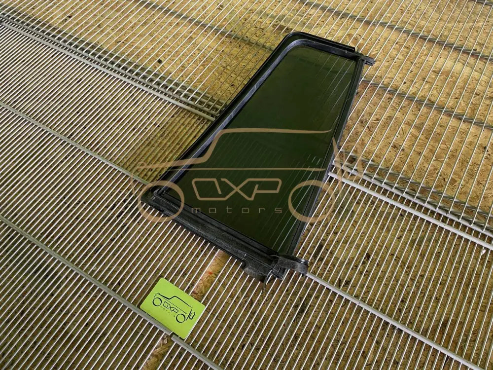 Mercedes-Benz GL-Class W164 Rear Left Door Quarter Vent Window Glass
