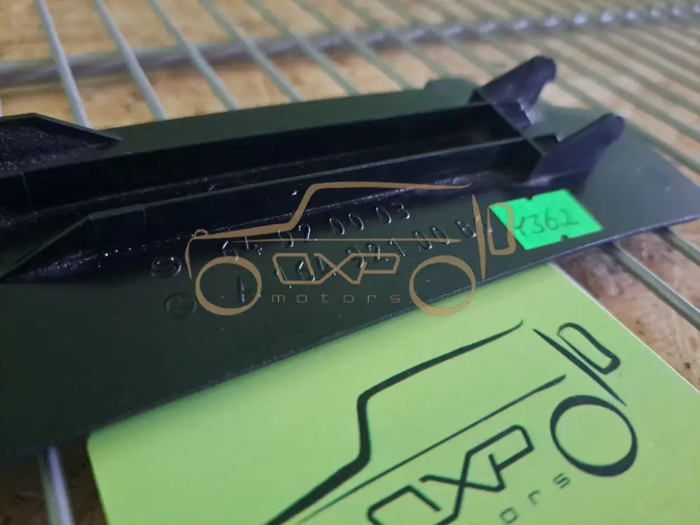 Mercedes-Benz GL-Class W164 Rear left seat trim