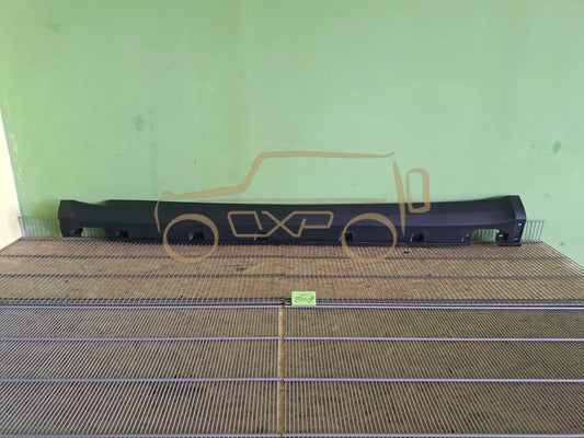 Mercedes-Benz GL-Class W164 Side Skirt Left
