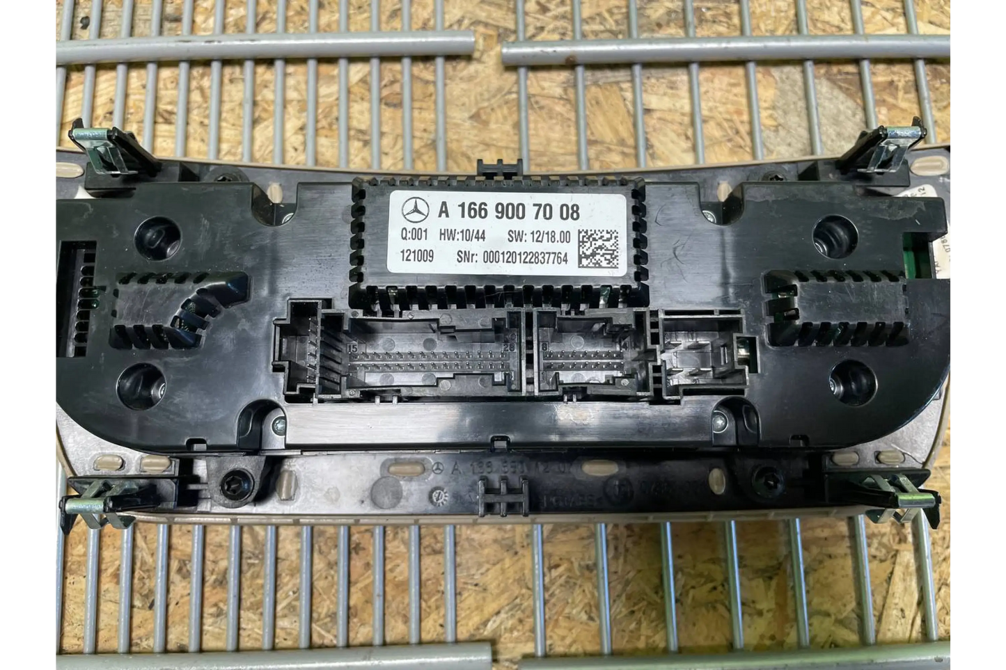 Mercedes-Benz Gl-Class W166 Air Conditioning Control Unit