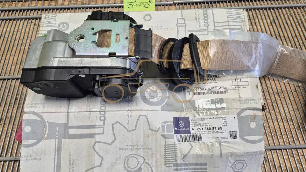 Mercedes-Benz M-Class W164 Front left seat belt - seat belt