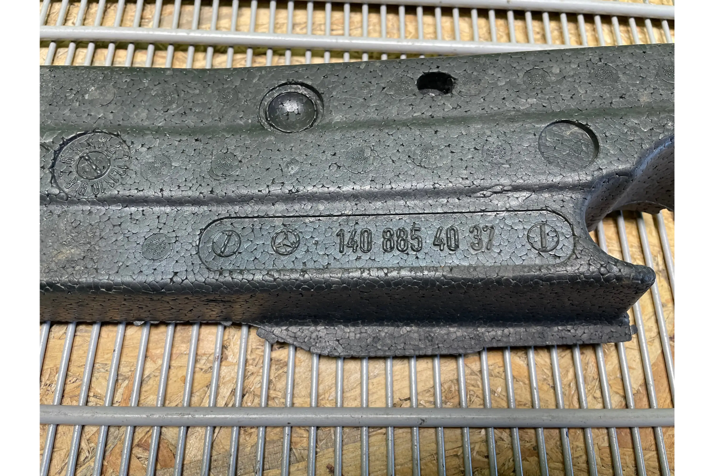 Mercedes-Benz S-Class W140 Foam for the rear bumper - foam bumper