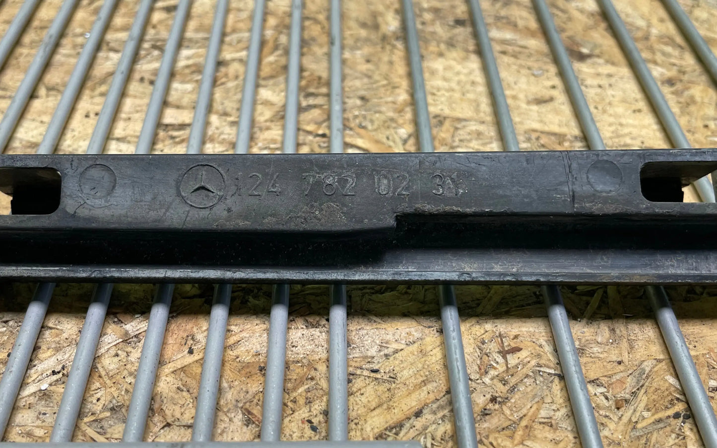 Mercedes-Benz S-Class W140 Right Sunroof Guide