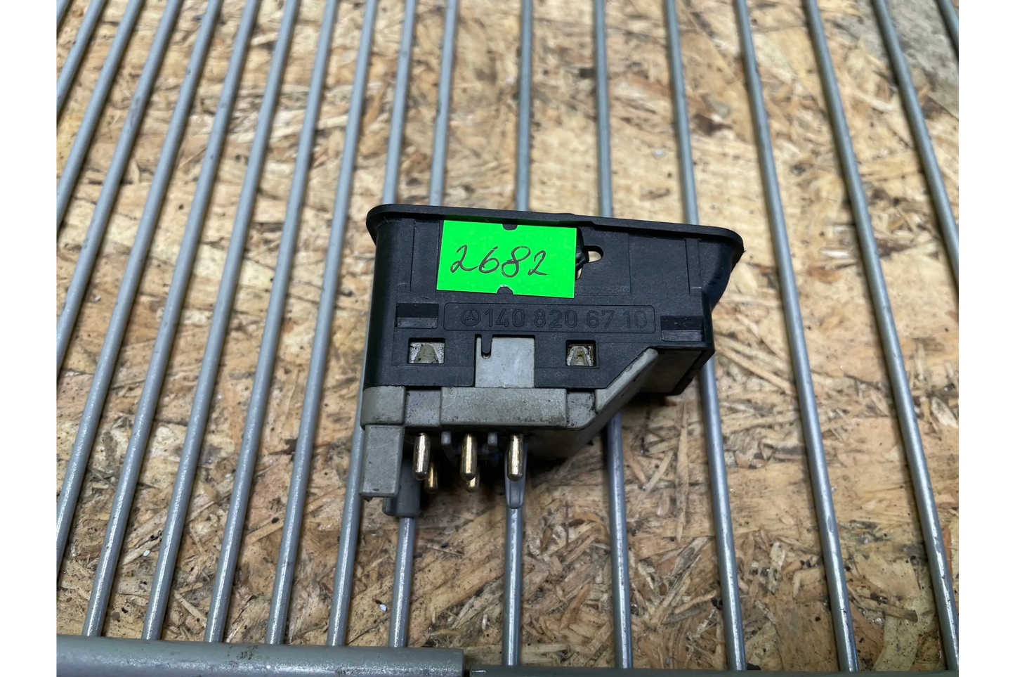 Mercedes-Benz S-Class W140 Sunroof Switch